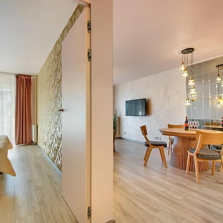 Jantar Porta Mare 아파트 Dziwnów